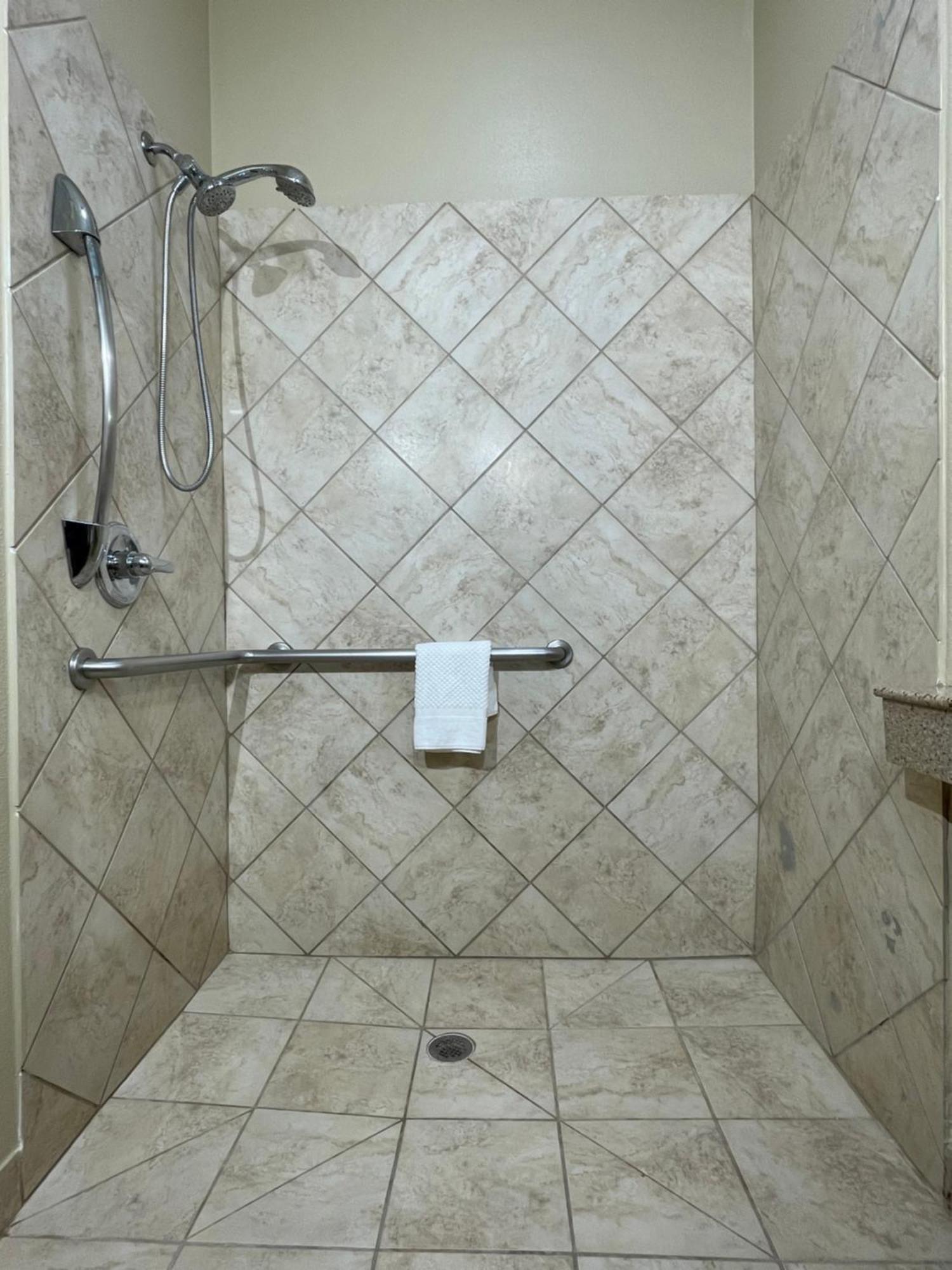 Spark By Hilton Houston Hobby Airport Екстериор снимка